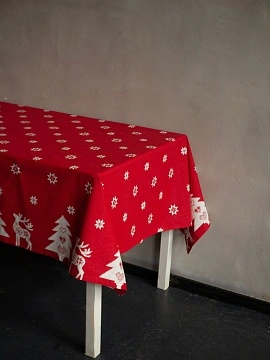 Скатерть льняная Олень на красном без салфеток