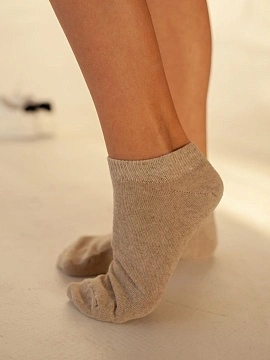 Носки изо льна серые укороченные