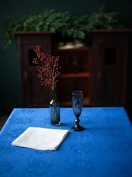 Скатерть льняная Новогодние колокольчики цвет синий без салфеток