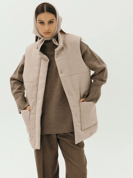 Жилет стеганый wool Snezhno natural