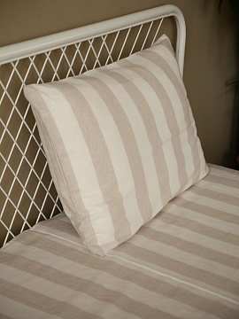 Льняная наволочка прямоугольная Линейный орнамент