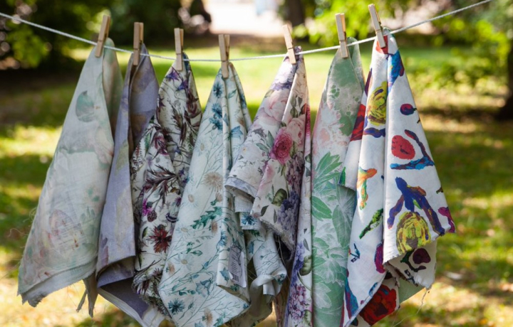 Новые льняные ткани – цветочные тематики и яркие оттенки