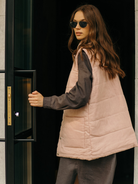 Жилет стеганый Snezhno dusty rose