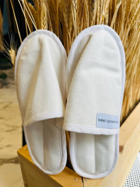 Домашние тапочки Anche white