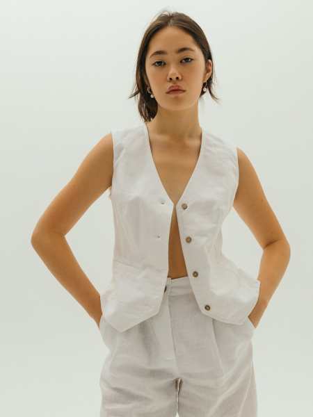 Жилетка Classy white