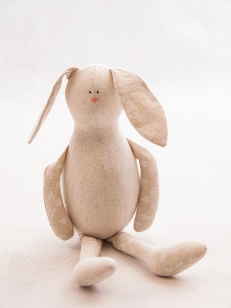 Льняной сувенир Зайчик