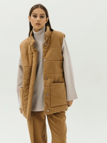 Жилет стеганый wool Snezhno limited mustard