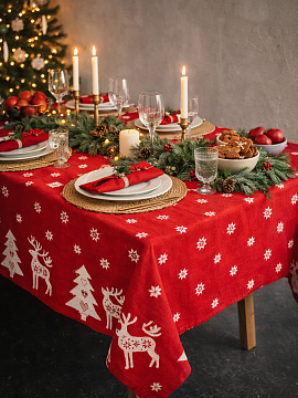 Скатерть льняная Олень на красном без салфеток