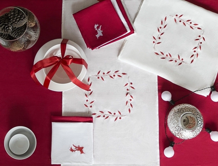 Комплект столовый Олени