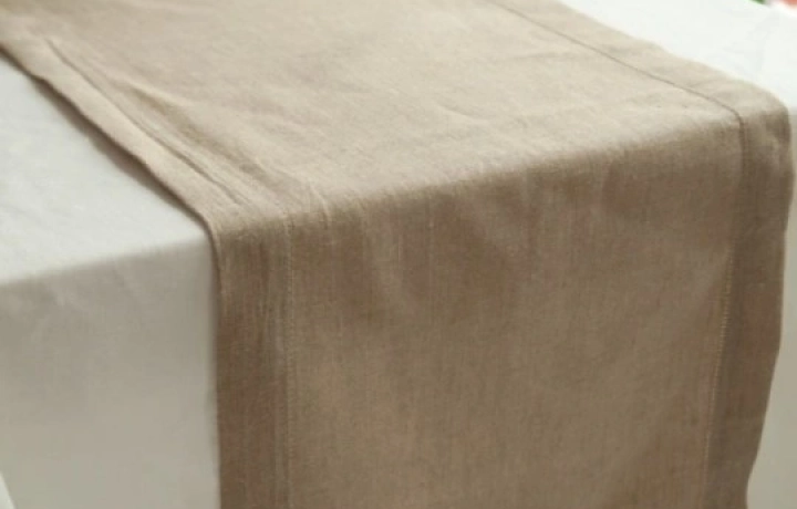 Столовая дорожка - секреты выбора и комбинации с другим столовым текстилем