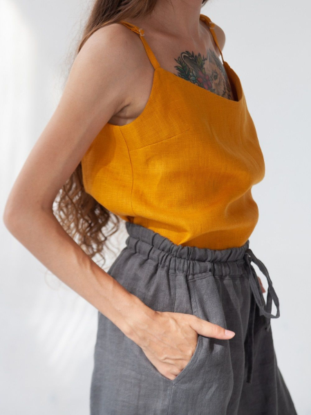 Топ Daisy limited mustard