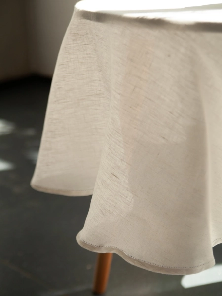 Скатерть с мережкой круглая Russo white