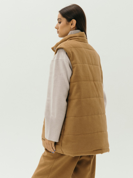Жилет стеганый wool Snezhno limited mustard