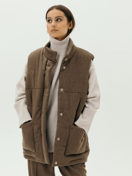 Жилет стеганый wool Snezhno limited chocolate